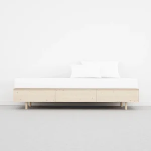 cama de 90 con 3 cajones de madera maciza natural con patas