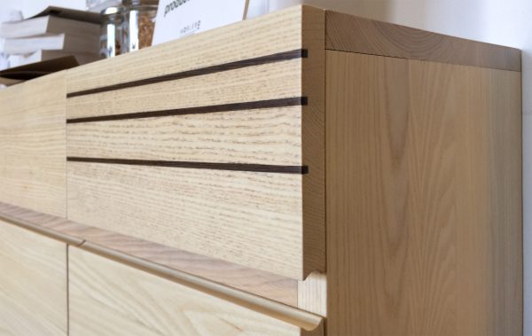 mueble madera maciza detalle cajón