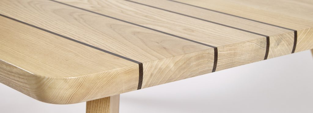 mesa de centro de natural de fresno macizo de diseño