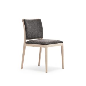 silla de madera maciza de haya de diseño nordico tapizado
