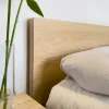 cabezal de fresno macizo de diseño. Se fabrica de forma artesana. Barnices ecológicos.
